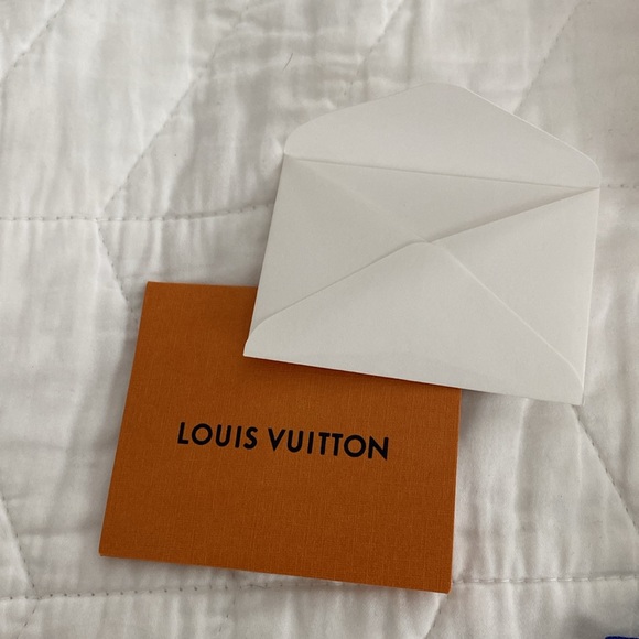 Louis Vuitton gift box SET includes box, original tissue paper, ribbon,and card - Picture 10 of 11